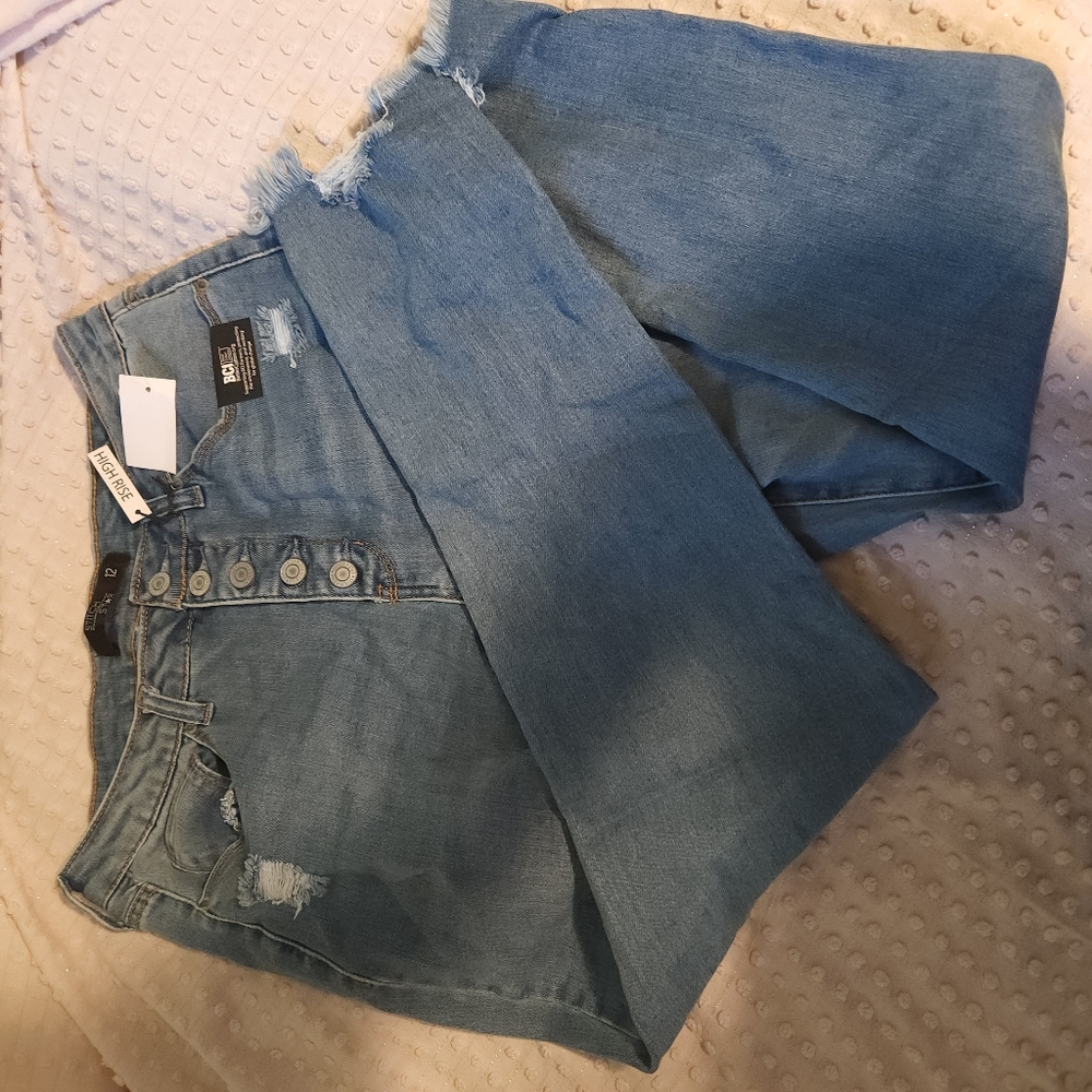 NWT High Waisted Skinny Jeans